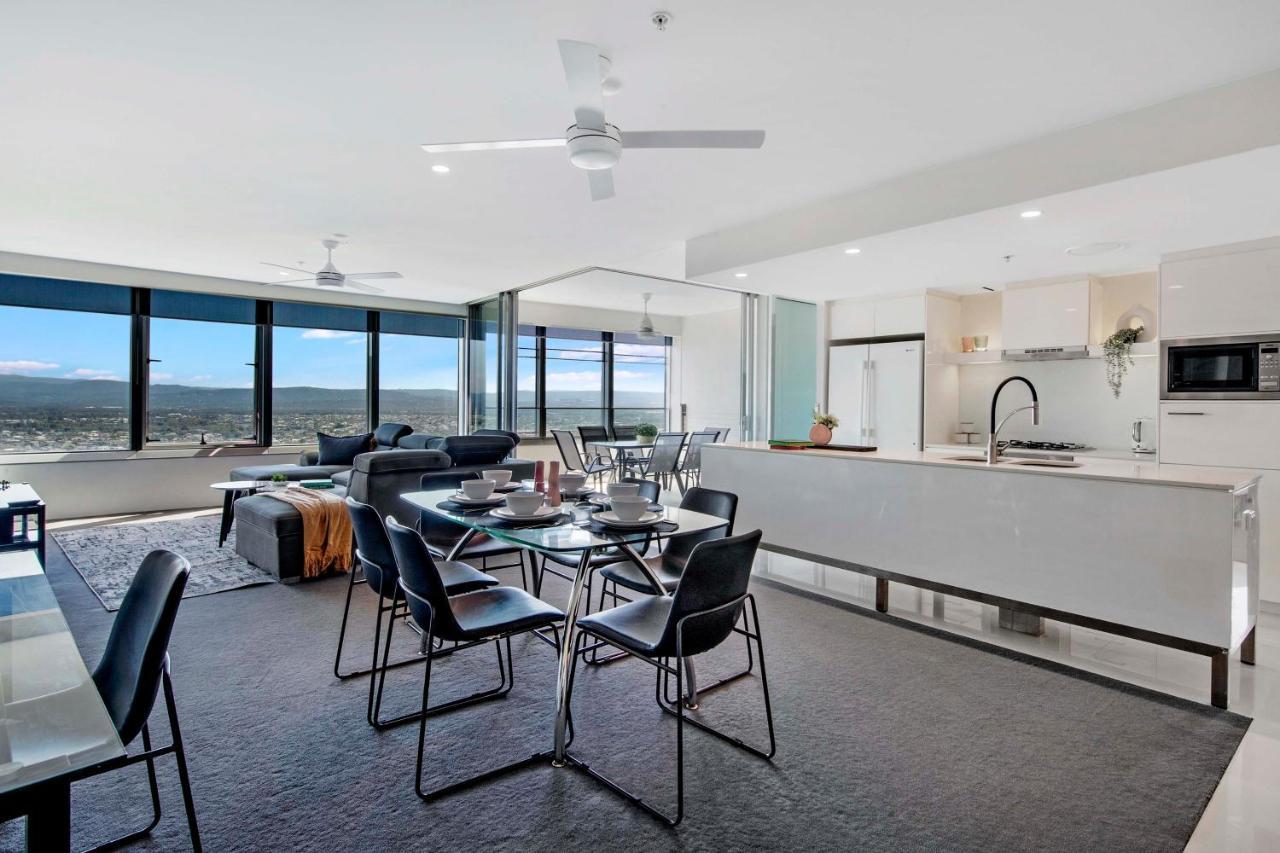 Q Tower At Surfers Paradise - Self Contained Apartments Gold Coast Kültér fotó