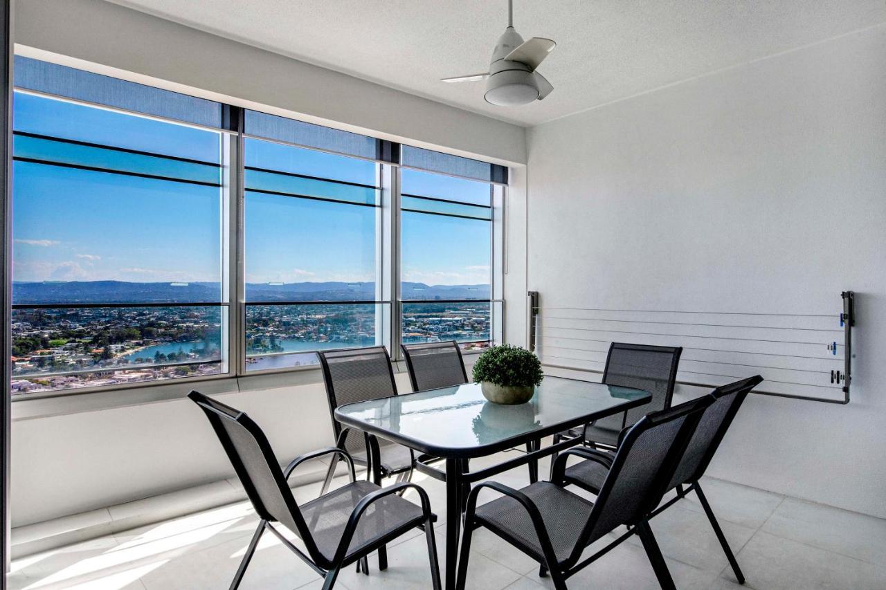Q Tower At Surfers Paradise - Self Contained Apartments Gold Coast Kültér fotó
