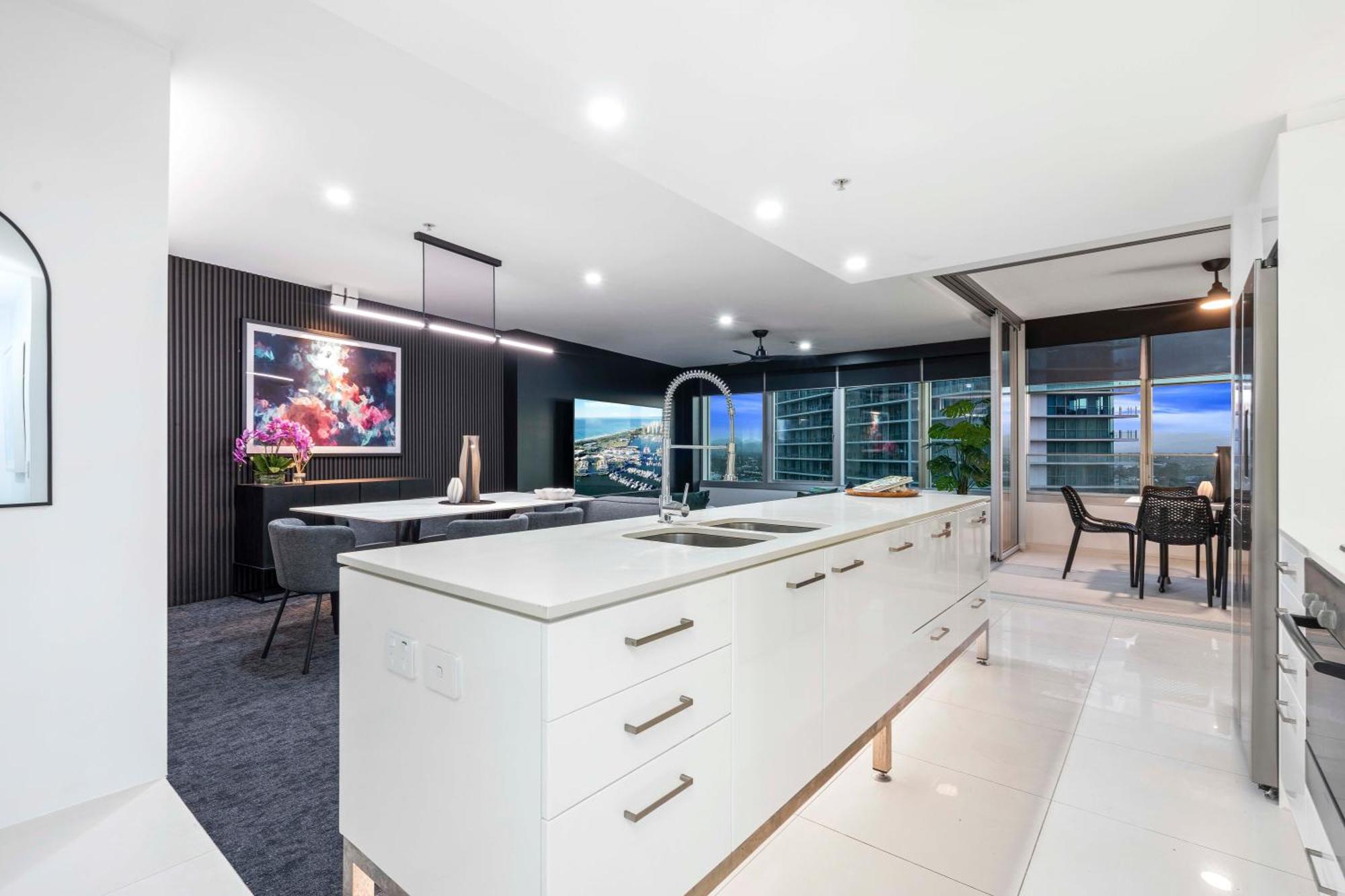 Q Tower At Surfers Paradise - Self Contained Apartments Gold Coast Kültér fotó