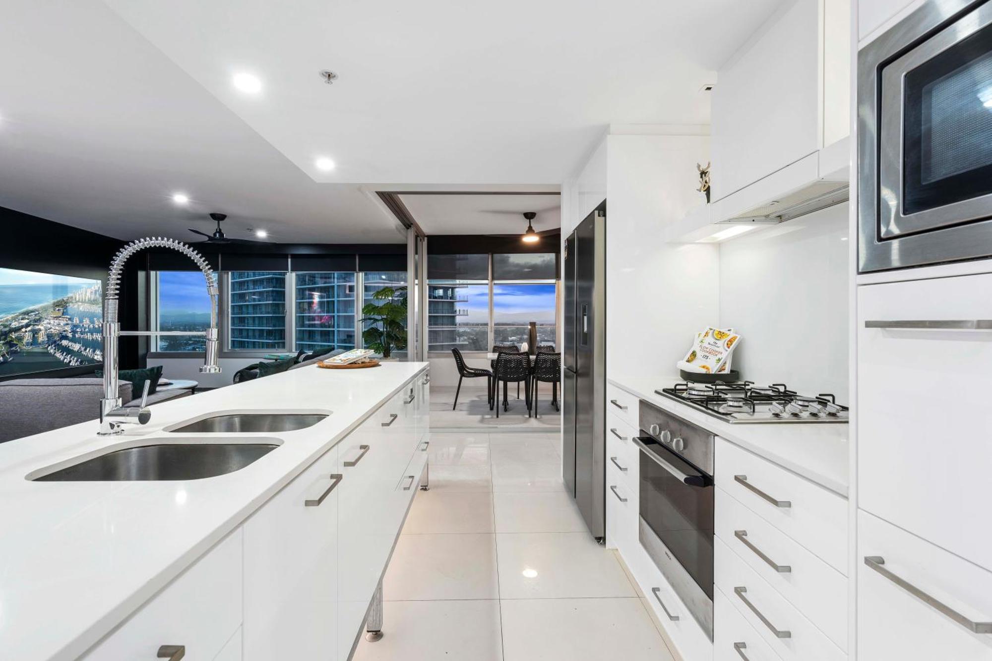 Q Tower At Surfers Paradise - Self Contained Apartments Gold Coast Kültér fotó