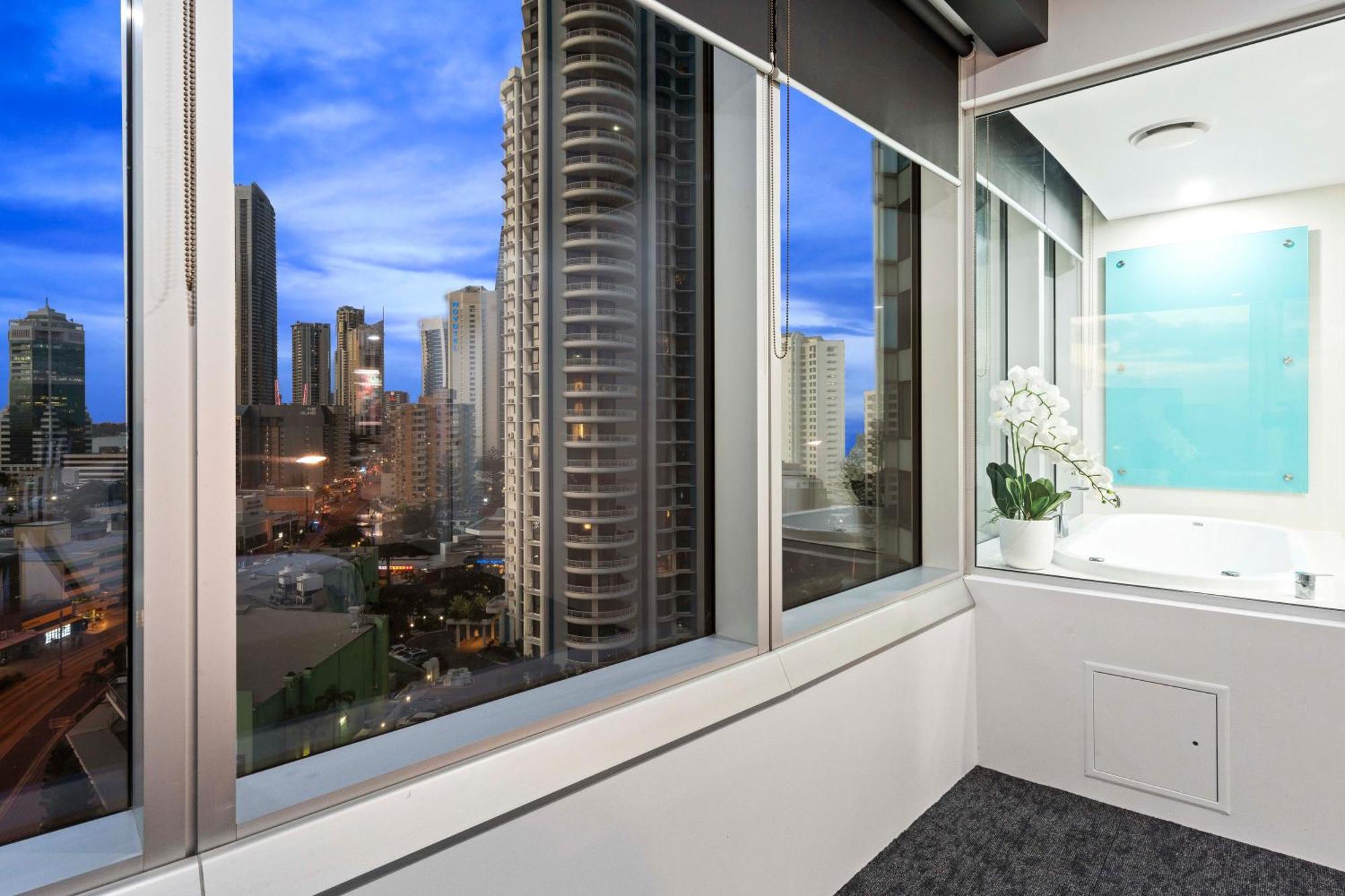 Q Tower At Surfers Paradise - Self Contained Apartments Gold Coast Kültér fotó