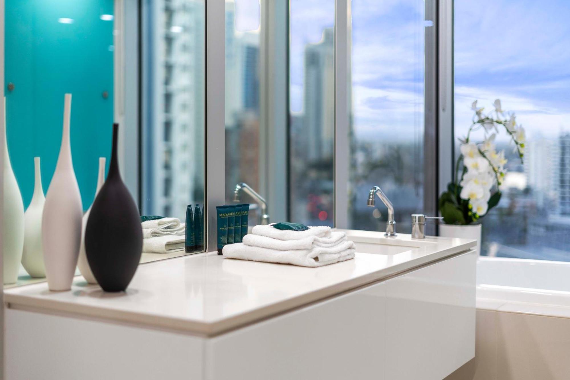 Q Tower At Surfers Paradise - Self Contained Apartments Gold Coast Kültér fotó