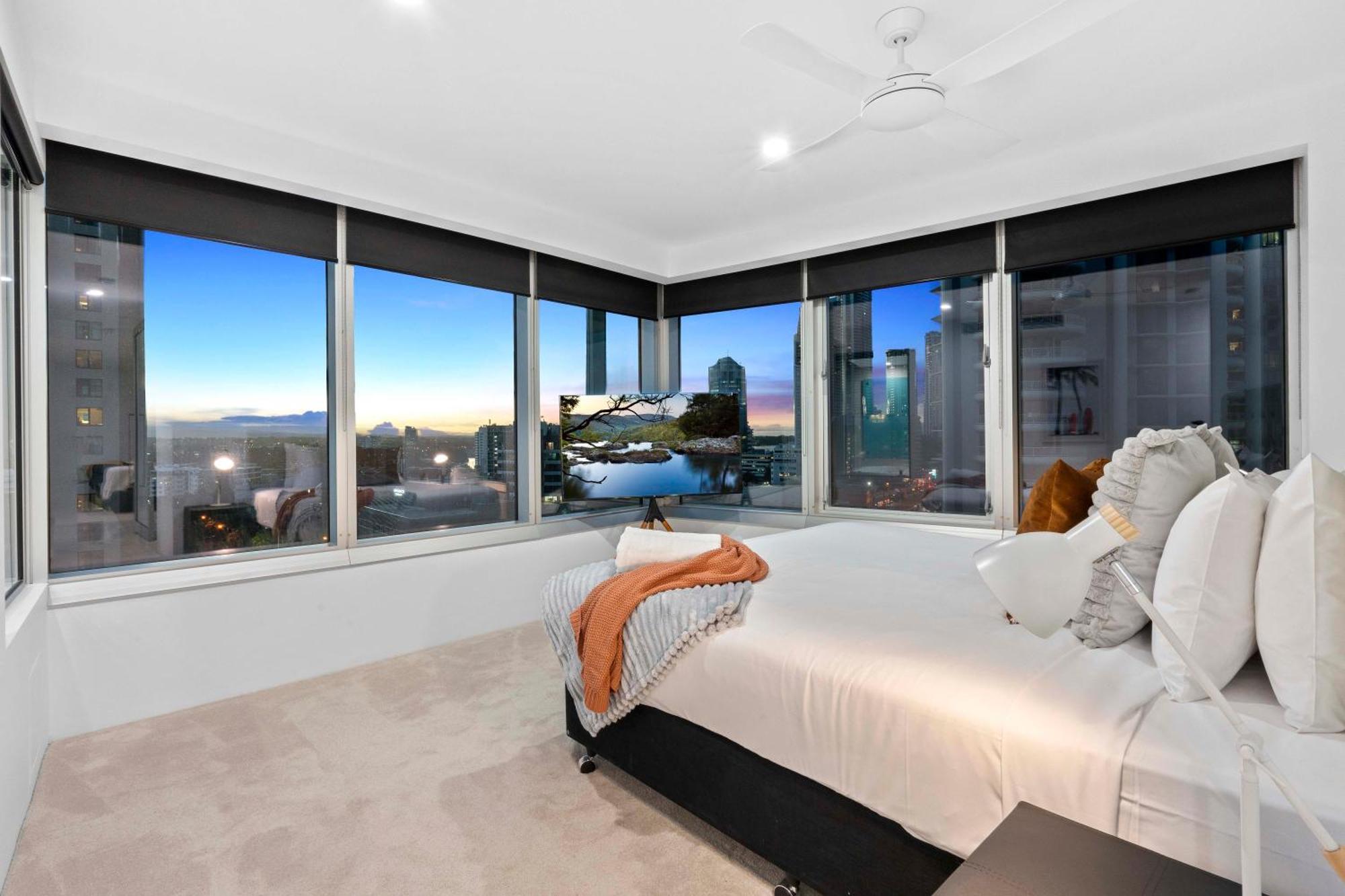 Q Tower At Surfers Paradise - Self Contained Apartments Gold Coast Kültér fotó